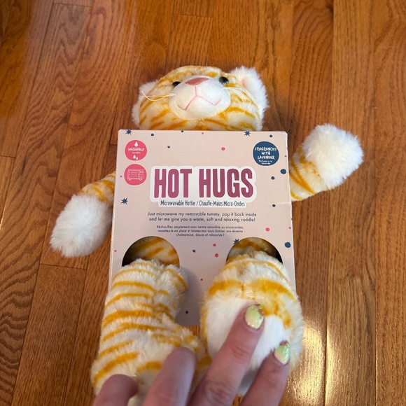 Aroma Home Hot Hugs Microwavable Hottie orange tabby cat Plush Lavender NEW - Picture 2 of 4